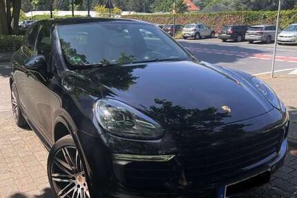 Porsche Cayenne 368.000 km 28.500 € Köln 50968