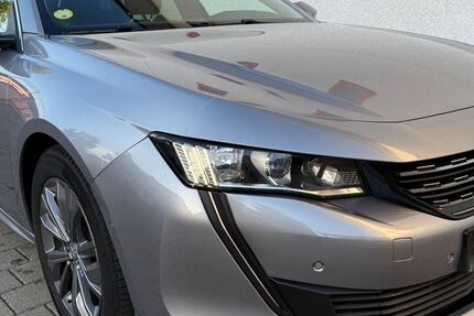 Peugeot 508 214.271 km 9.290 &euro; Bergisch Gladbach 51467