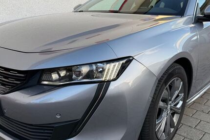 Peugeot 508 214.271 km 9.490 &euro; Bergisch Gladbach 51467