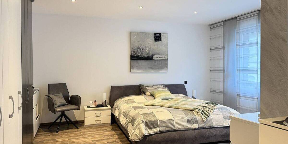 Etagenwohnung Langenfeld Immigrath - 2 Zimmer, 83 m&sup2;, 349.000&euro; | Angebot:25958916