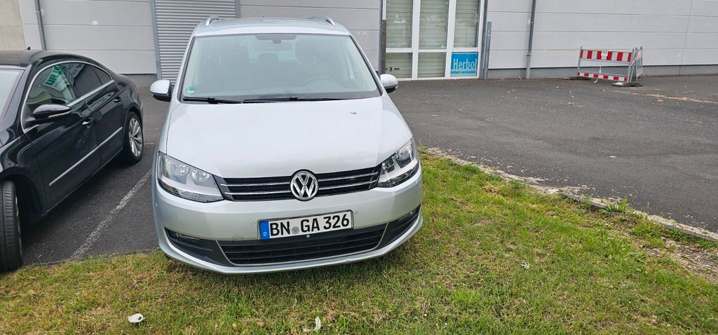 VW Sharan 197.000 km 6.900 &euro; Bonn 53227