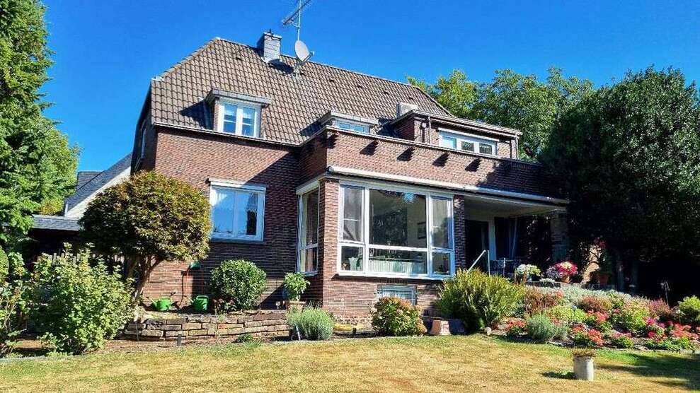 Haus zum Kaufen in Leverkusen 489.000 € 143 m²