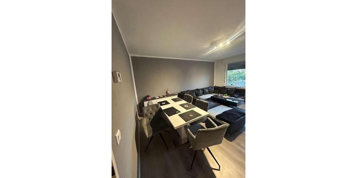 Etagenwohnung Wermelskirchen - 3 Zimmer, 79 m&sup2;, 210.000&euro; | Angebot:26679309