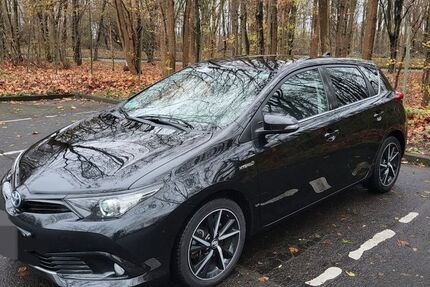 Toyota Auris 95.000 km 14.850 &euro; Köln 50827