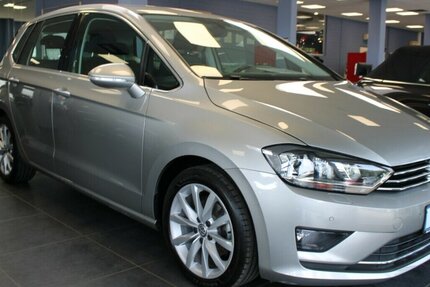 VW Golf Sportsvan 2.0 TDI DSG Highline 94.140 km 17.480 € Euskirchen 53881