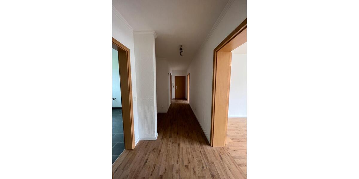 Hochparterre Troisdorf Bergheim - 3 Zimmer, 85 m&sup2;, 299.000&euro; | Angebot:25408304