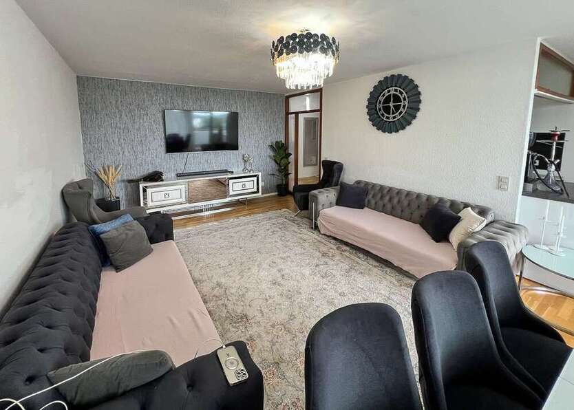 Wohnung zum Kaufen in Bergisch Gladbach 229.000 € 100.54 m²