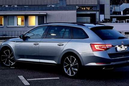 Skoda Superb 117.000 km 22.350 &euro; Köln 50829