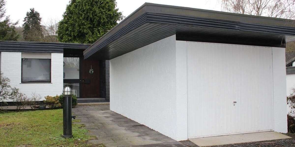 Einfamilienhaus Hennef (Sieg) - 5 Zimmer, 130 m&sup2;, 1.400&euro; | Angebot:25307039