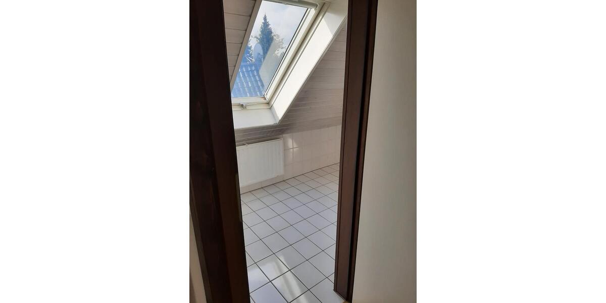 Einfamilienhaus Solingen Ohligs - 4 Zimmer, 110 m&sup2;, 1.410&euro; | Angebot:24563270