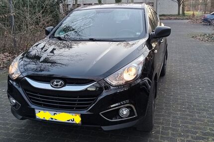 Hyundai ix35 185.000 km 5.699 &euro; Bonn 53179