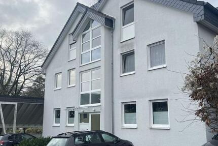 Erstbezug nach Sanierung: Lichtdurchflutete 4-Zimmer-Wohnung mit Balkon 4 zimmer