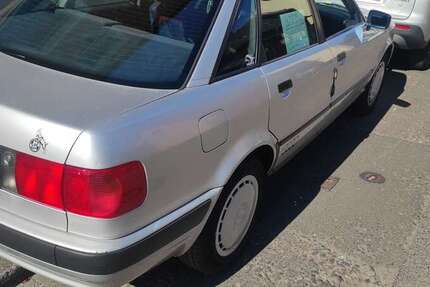 Audi 80