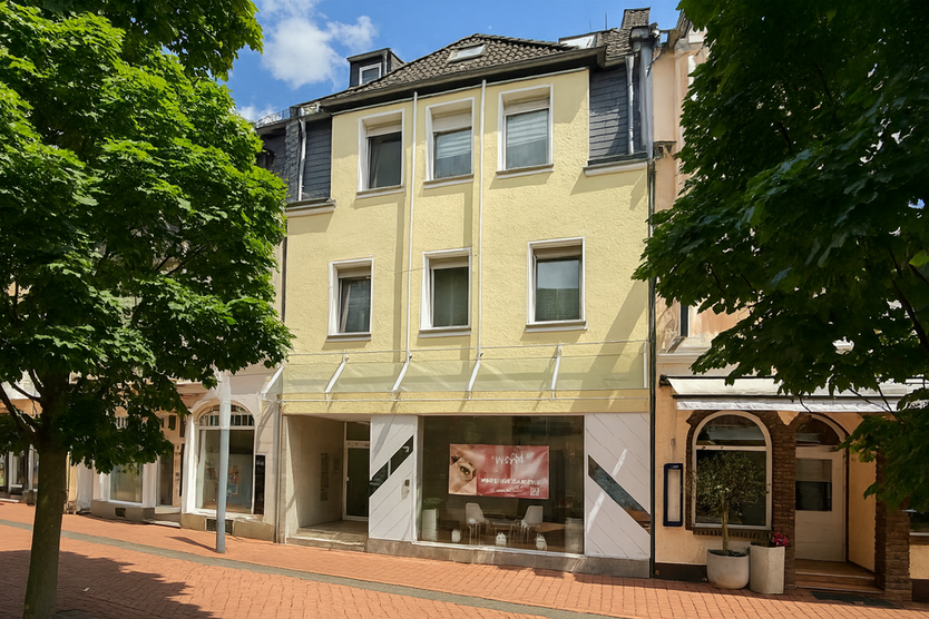 Haus zum Kaufen in Troisdorf 625.000 € 160.82 m² 12 zimmer