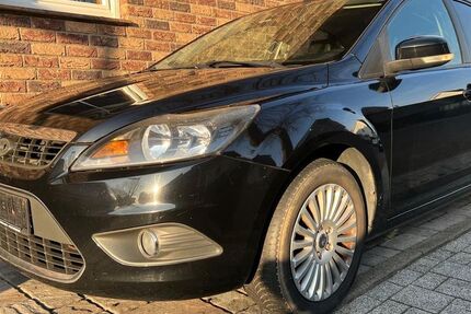 Ford Focus 185.000 km 3.350 € Elsdorf 50189