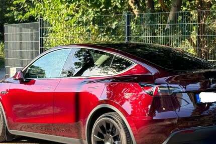 Tesla Model Y 40.000 km 40.800 &euro; Köln, Stadt 50676