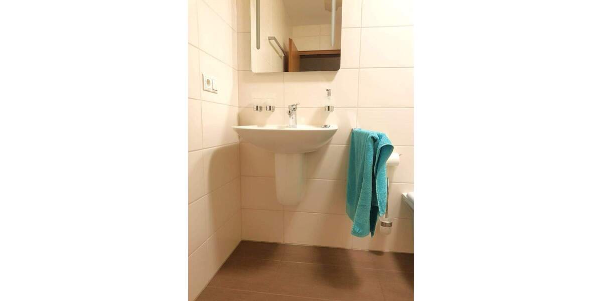 Etagenwohnung Bornheim Uedorf - 2 Zimmer, 62 m&sup2;, 750&euro; | Angebot:25670355