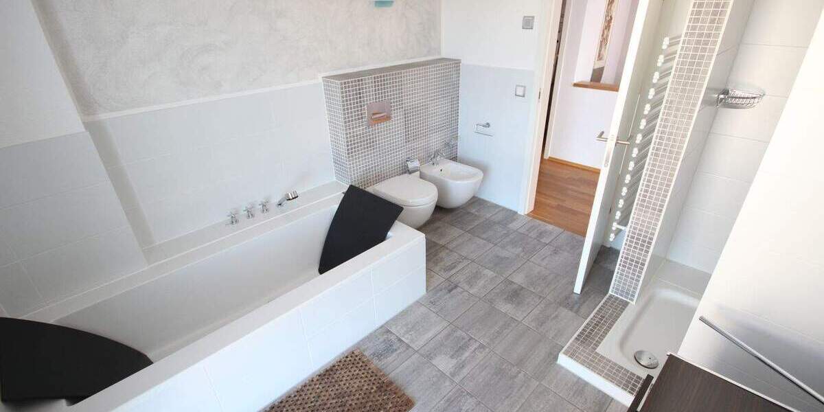 Doppelhaushälfte Siegburg Kaldauen - 1.600&euro; | Angebot:23084617