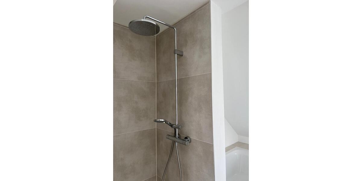 Dachgeschoßwohnung Frechen - 2 Zimmer, 72 m&sup2;, 329.000&euro; | Angebot:26123101