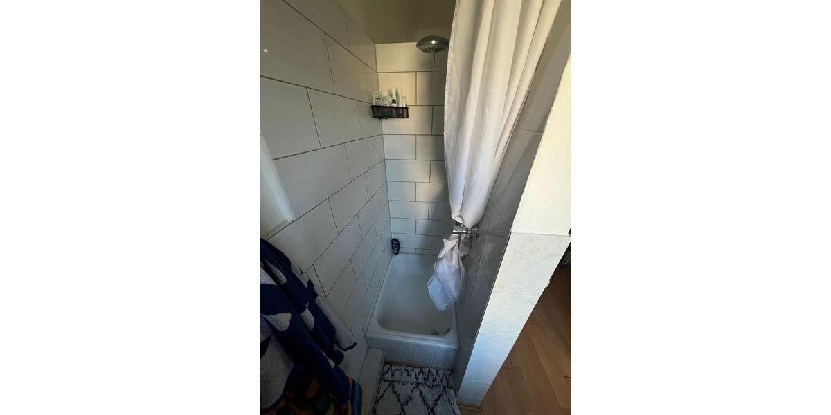Etagenwohnung Bonn Poppelsdorf - 2 Zimmer, 65 m&sup2;, 1.100&euro; | Angebot:26341626
