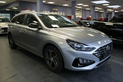 Hyundai i30 59.321 km 17.980 € Euskirchen 53881