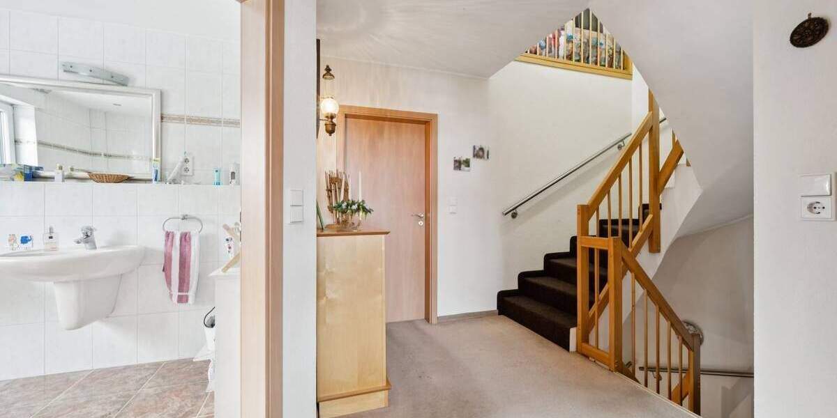 Wertig wohnen im großzügigen Klassiker 5 zimmer