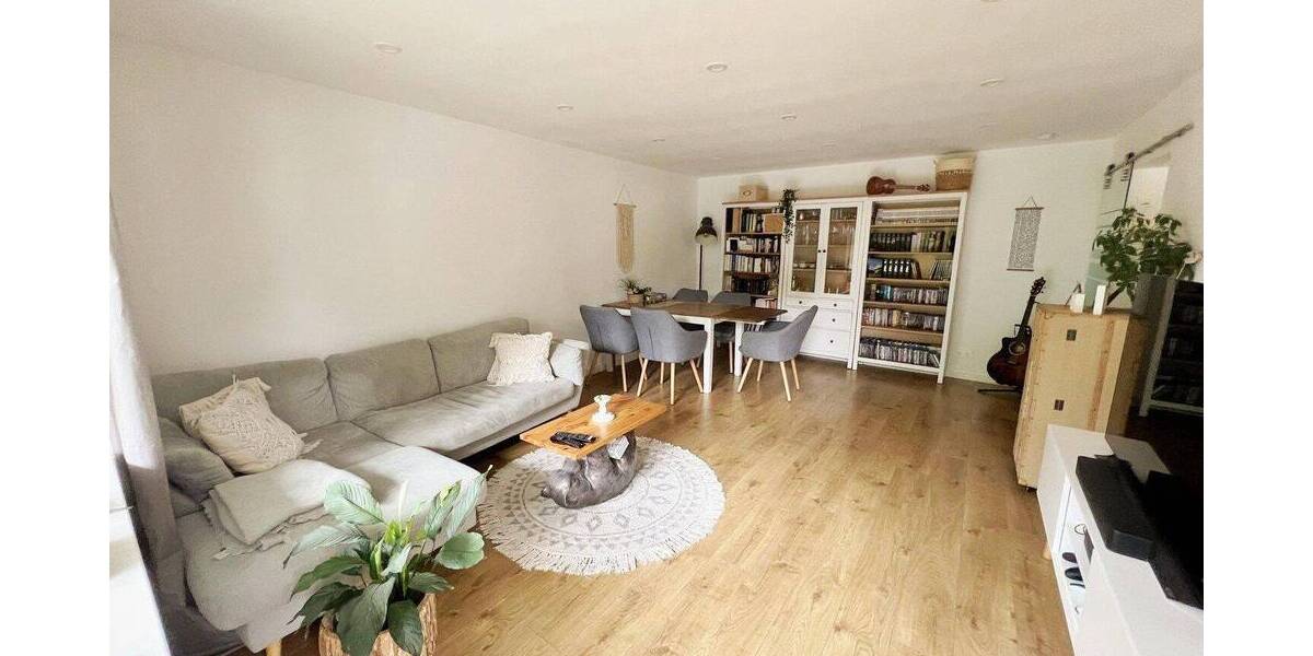 Etagenwohnung Bonn Küdinghoven - 3 Zimmer, 88 m&sup2;, 1.250&euro; | Angebot:26800111