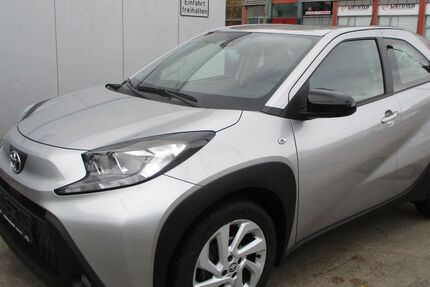 Toyota Aygo (X) 57.518 km 11.370 &euro; Köln 51105