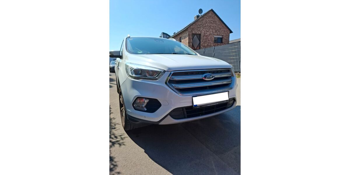 Ford Kuga 123.800 km 10.800 &euro; Langenfeld 40764