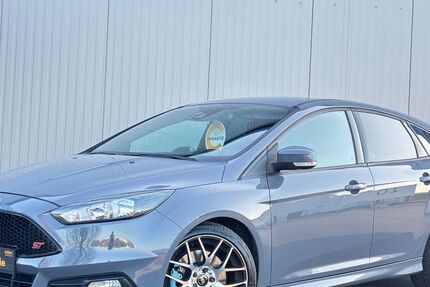 Ford Focus 126.000 km 11.989 &euro; Erftstadt bei Köln 50374