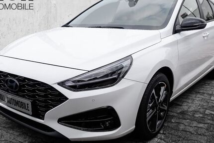 Hyundai i30 2.500 km 25.975 &euro; Köln 50825