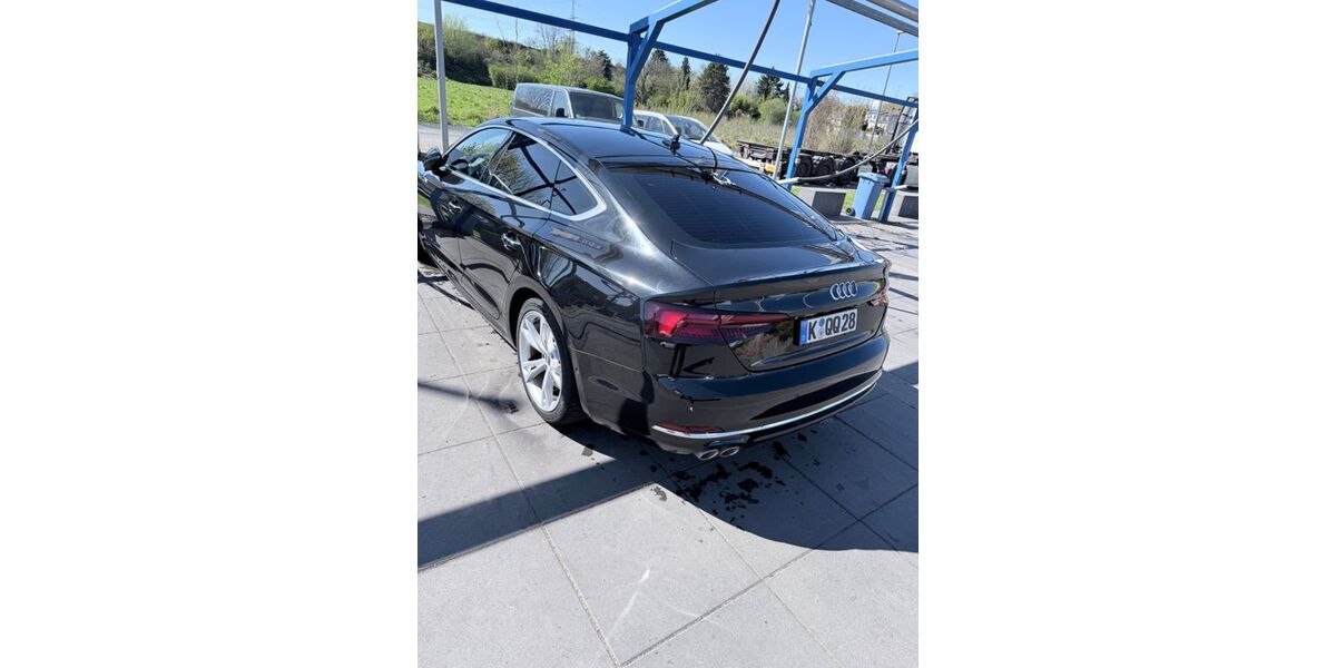 Audi A5 150.000 km 17.000 &euro; Köln 51107