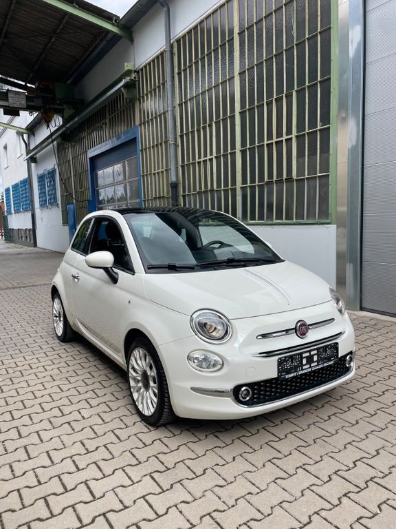 Fiat 500 22.057 km 10.390 € Düsseldorf 40231
