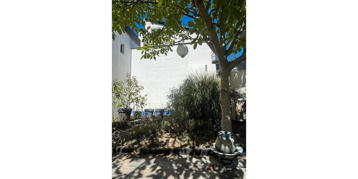 Einfamilienhaus Köln Kalk - 2 Zimmer, 80 m&sup2;, 1.200&euro; | Angebot:27615004