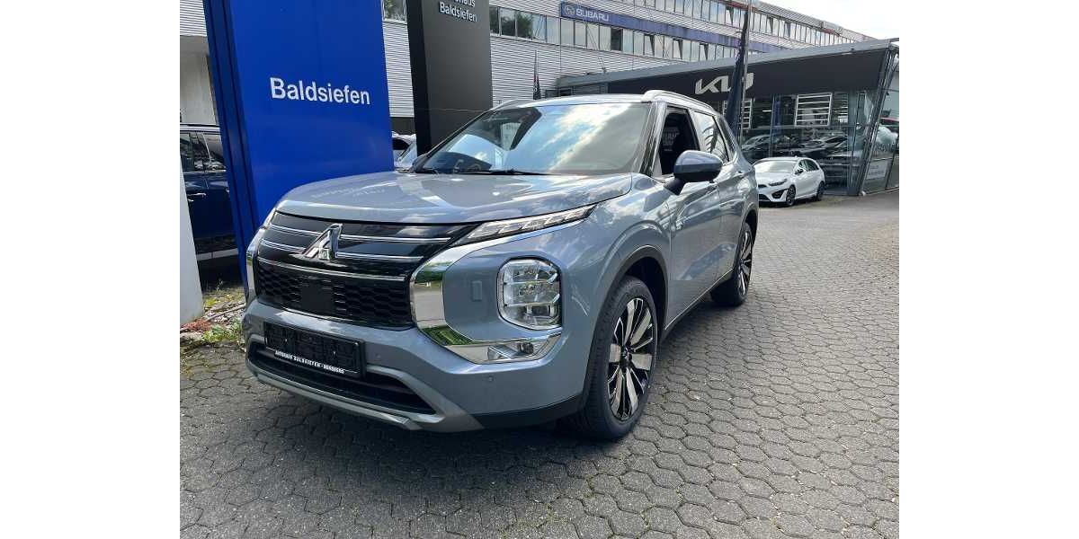 Mitsubishi Outlander 4.900 km 49.850 &euro; Bergisch Gladbach 51427