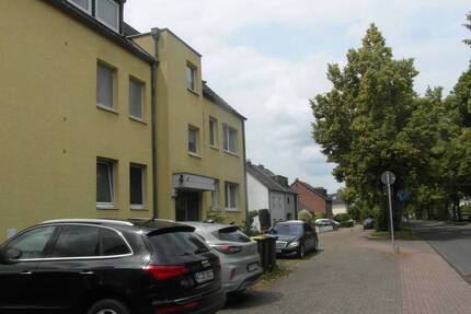 Köln-Fühlingen, * Single * Wohnung 2 Zimmer, Küche, Diele, Bad, Loggia plus Kellerraum