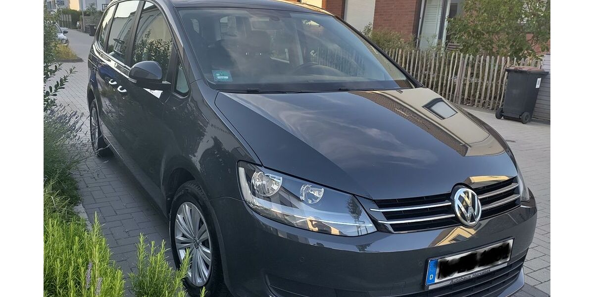 VW Sharan 140.000 km 14.900 &euro; Brühl 50321