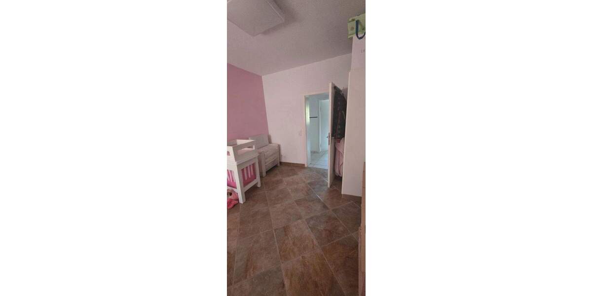 Helle 3-Zimmer-Wohnung mit großer Terrasse ins Grüne - Köln-Holweide 3 zimmer