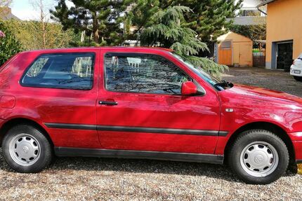 VW Golf 129.777 km 1.800 &euro; Seelscheid 53819