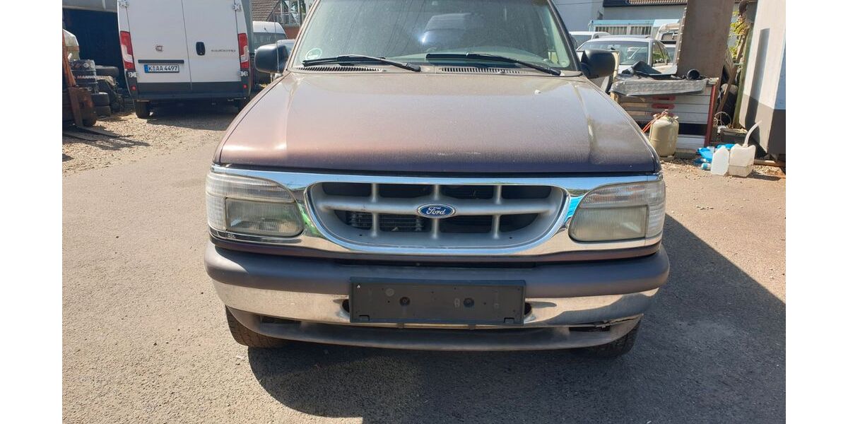 Ford Explorer 163.888 km 1.199 &euro; köln 51107