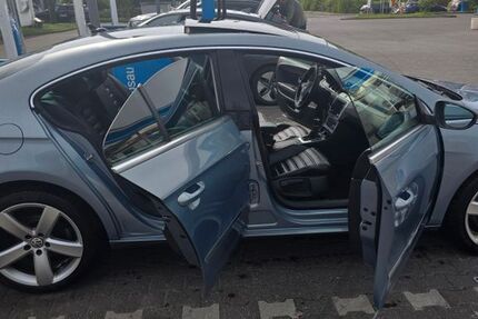 VW CC 206.000 km 5.700 &euro; Köln 51145