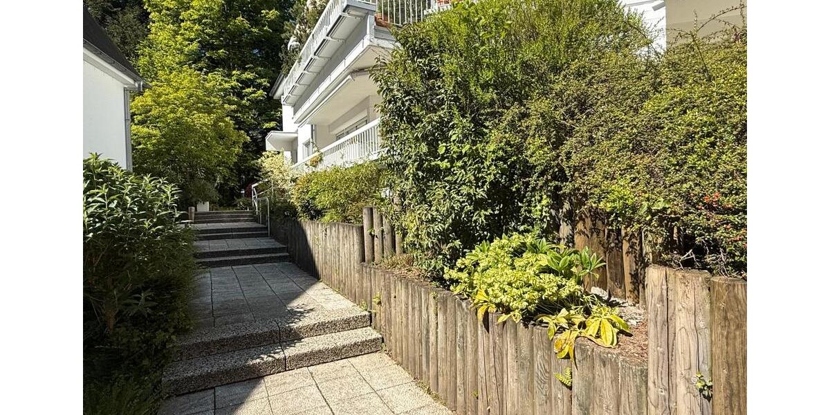 Erdgeschoßwohnung Bergisch Gladbach Gronau - 3 Zimmer, 110 m&sup2;, 1.800&euro; | Angebot:26326053