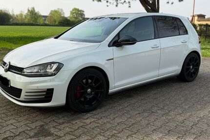 VW Golf 190.000 km 12.900 &euro; Leverkusen 51373