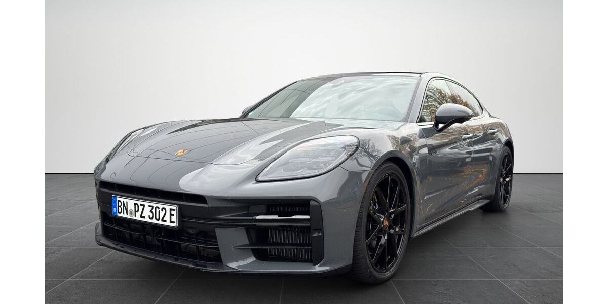 Porsche Panamera 8.000 km 146.950 &euro; Bonn 53119