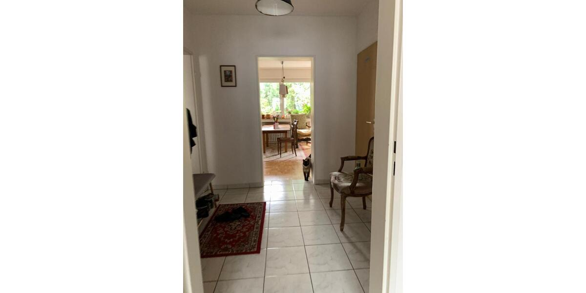 Etagenwohnung Bonn Poppelsdorf - 2 Zimmer, 85 m&sup2;, 1.200&euro; | Angebot:25551499