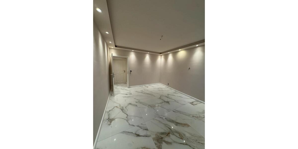 Erdgeschoßwohnung Köln Kalk - 3 Zimmer, 82 m&sup2;, 1.750&euro; | Angebot:25404176