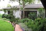 D-Kaiserswerth: Einfamilienhaus, 2 Zimmer, ca. 80 m² Wohnfl., ca. 60 m² Nutzfläche, Terrasse, Stellplatz