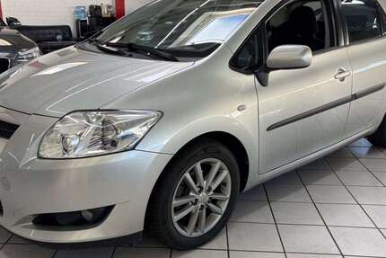 Toyota Auris 130.000 km 7.700 &euro; Leverkusen 51373