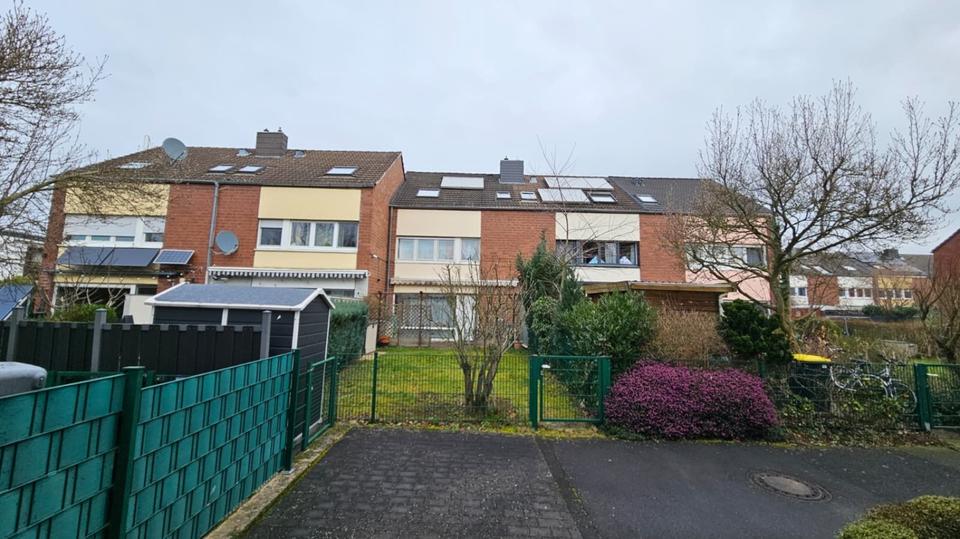 Reihenhaus Sankt Augustin - 6 Zimmer, 130 m&sup2;, 425.000&euro; | Angebot:24801689