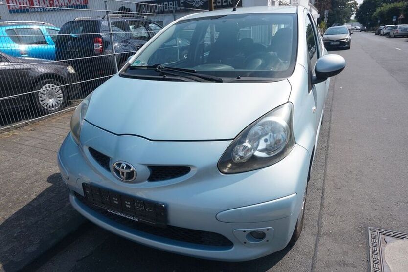 Aygo (X)